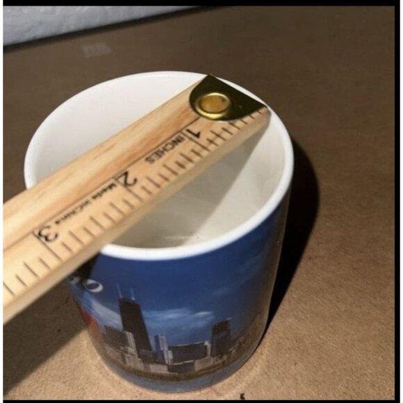 Chicago Skyline Souvenir Mug Set - Picture 13 of 14